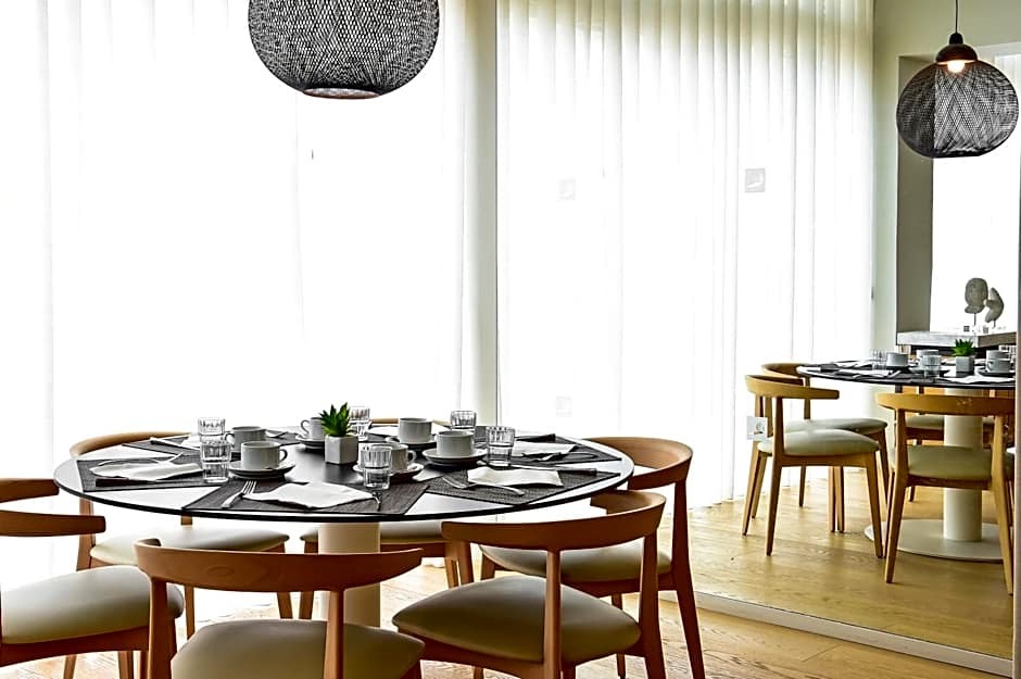 Aqualuz Lagos by The Editory