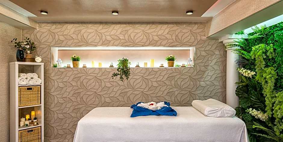 Hotel Soho Boutique El Tiburon & Spa -Adults Recommended
