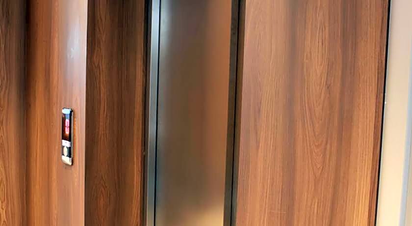 ROI HOTEL IZMiR