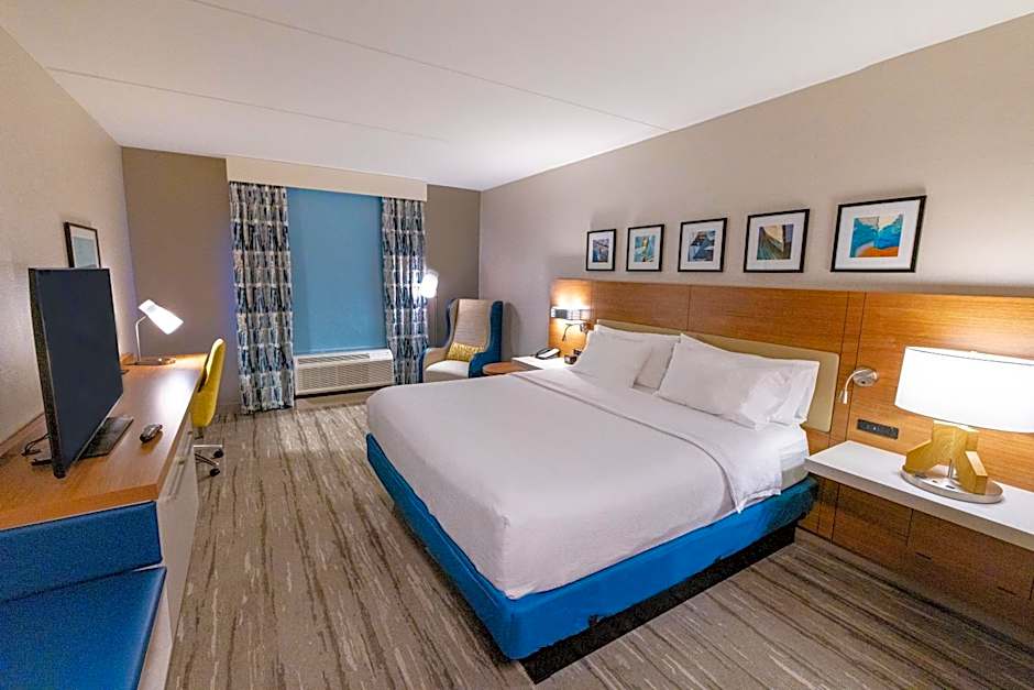 Hilton Garden Inn Lakewood