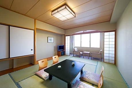 Japanese Style Classic Room with Four Futon Beds and Ocean/Sea View