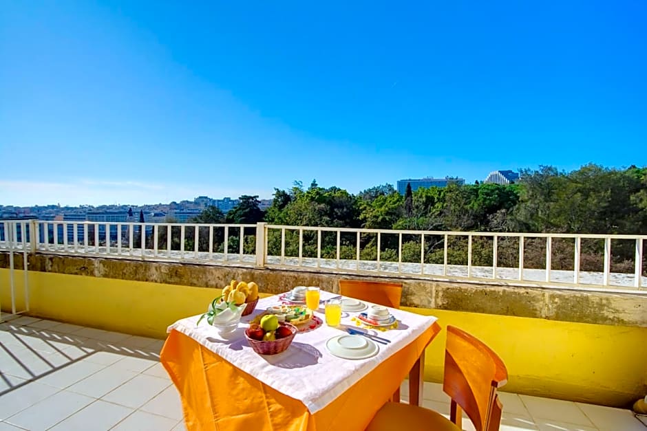 Avenida Park Residence