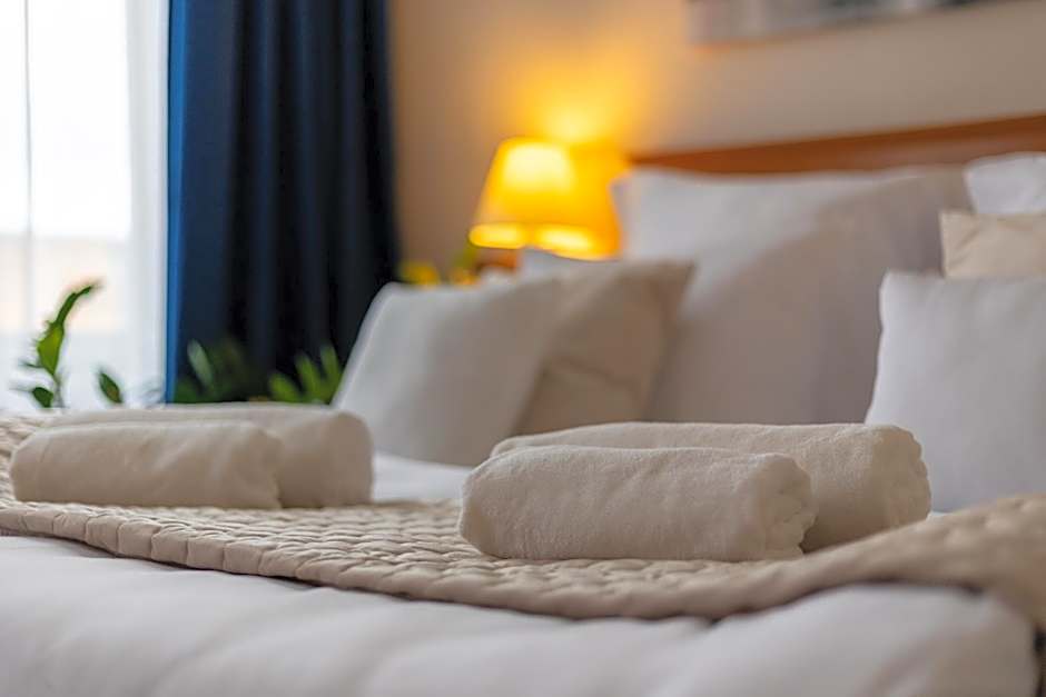 Hotel Sofia by The Railway Station Wroclaw