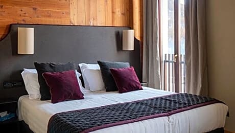 Comfort Double or Twin Room with Mountain View