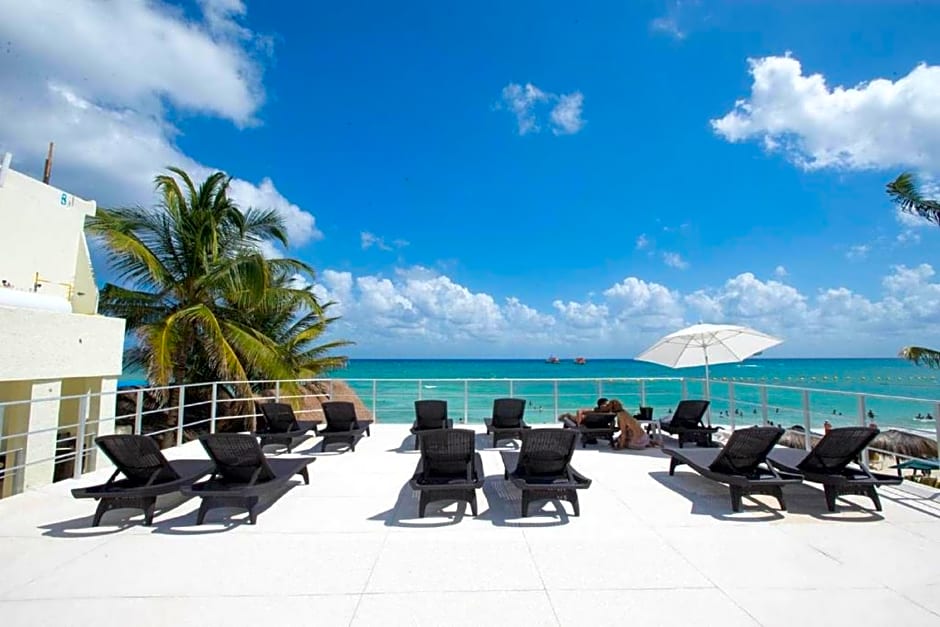 Playa Maya by MIJ - Beachfront Hotel