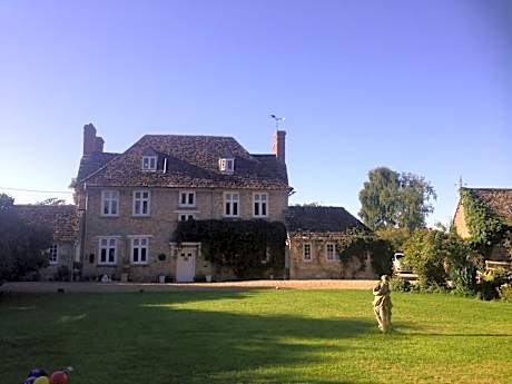 Buscot Manor