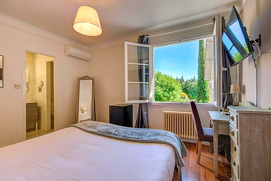 Hotel Le Blason de Provence