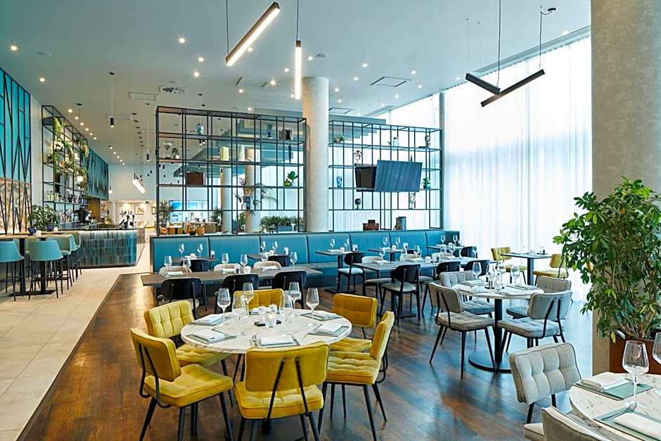 Courtyard by Marriott London Gatwick Airport