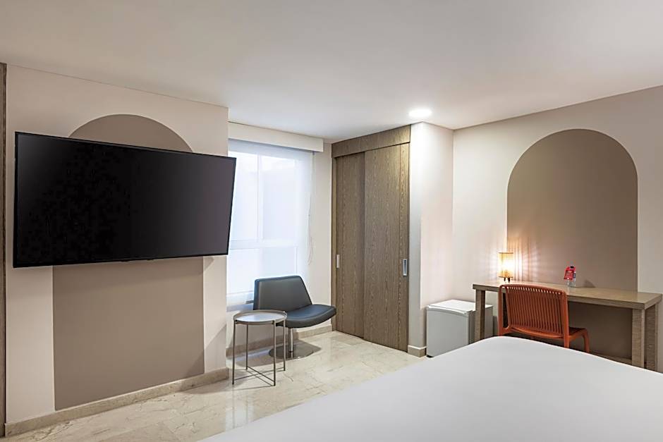 Hotel MS Ciudad Jardin Plus