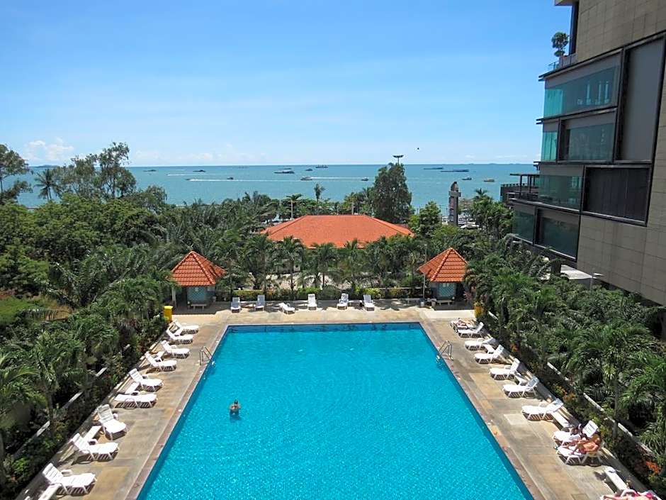 View Talay 6 by Pat 42