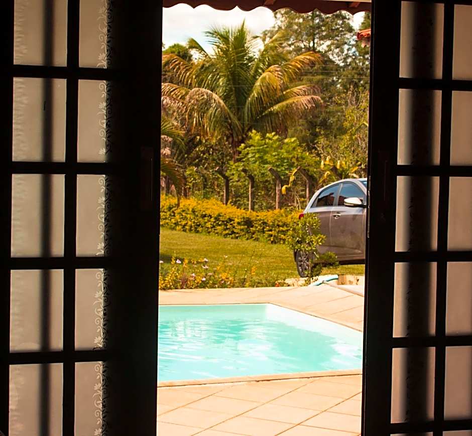 Pousada Chácara Amarela Acolhedora e Tranquila