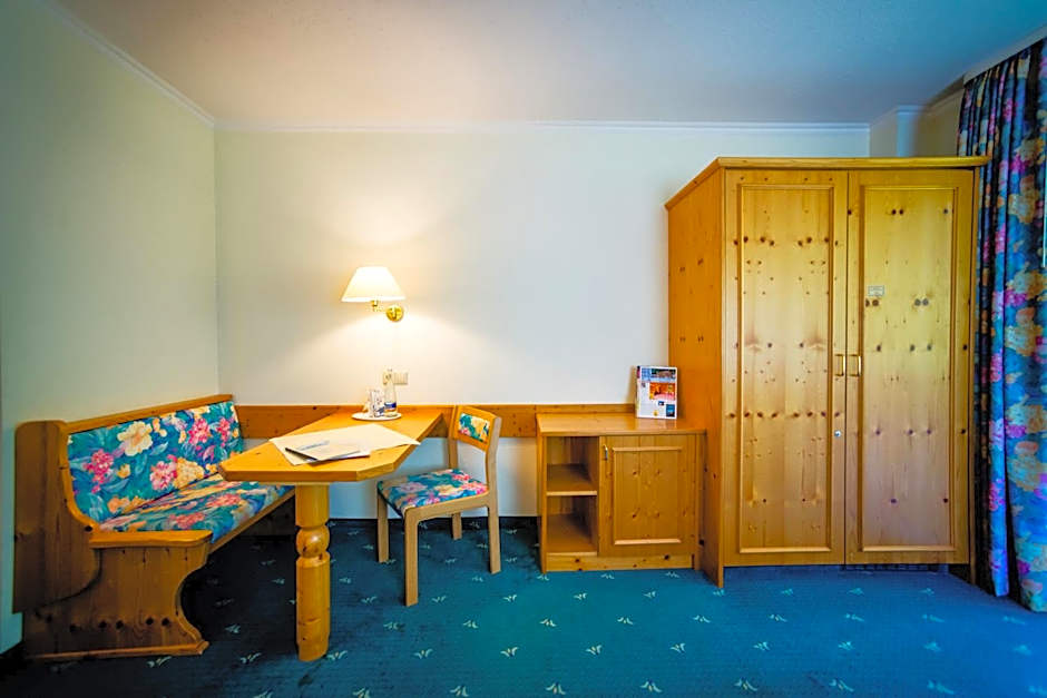 Holzschuhs Schwarzwaldhotel