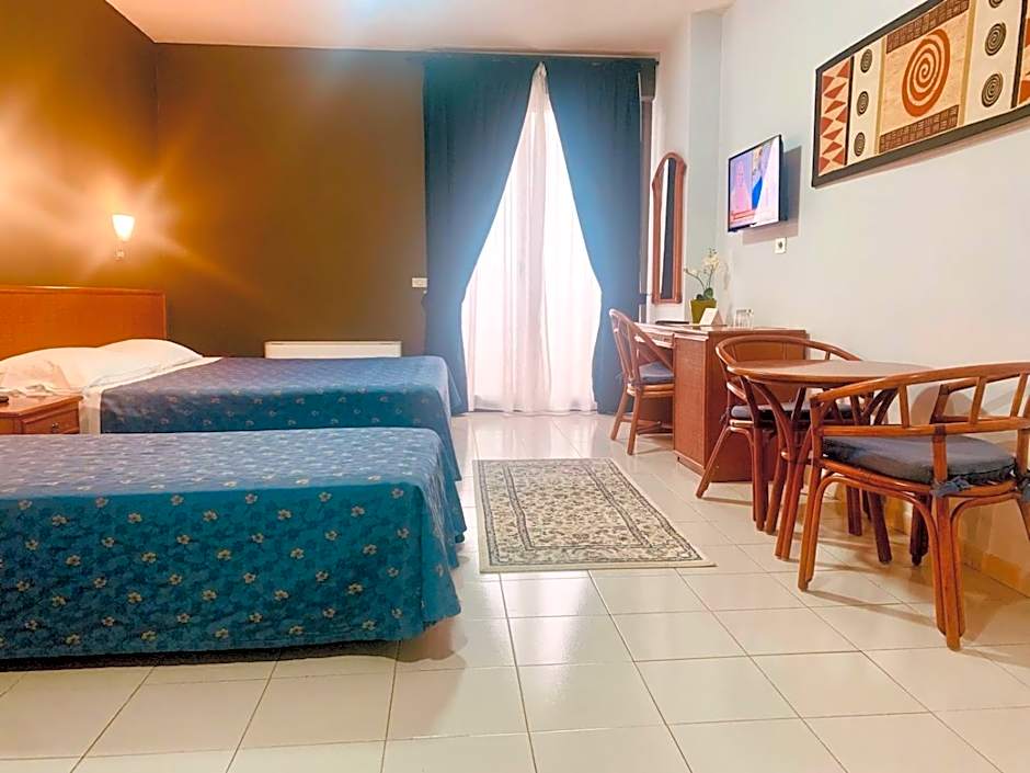 River Park Hotel