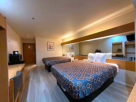 Two Queen Beds Accessible Non-Smoking