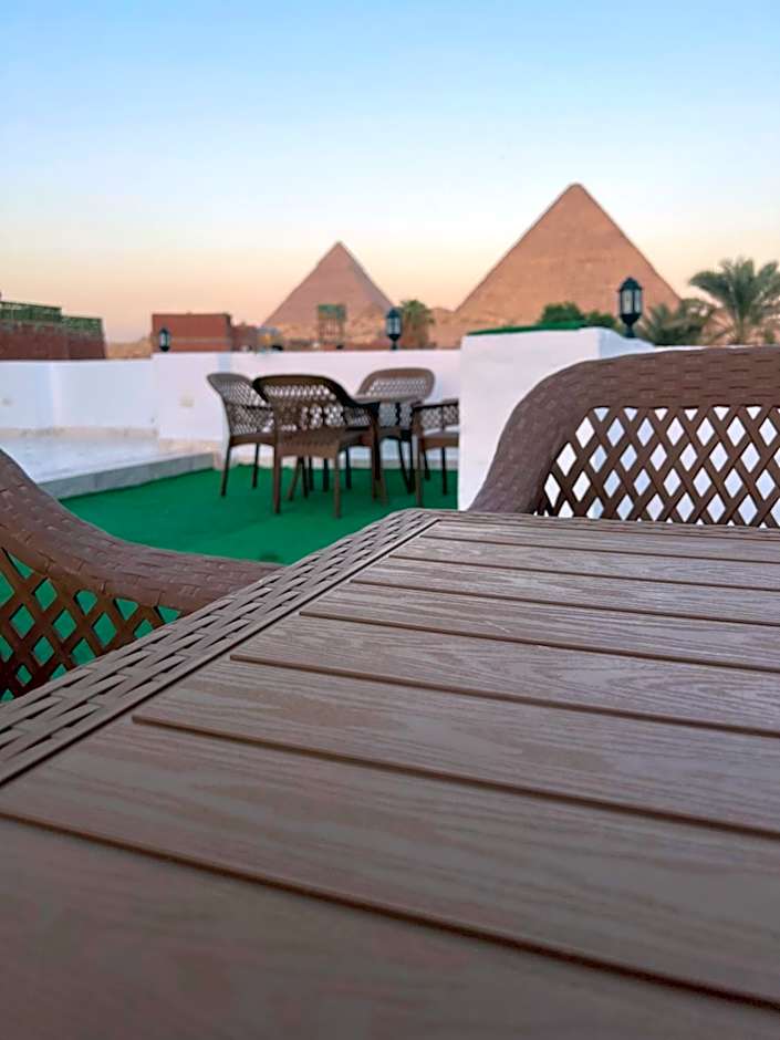 Imperial Pyramids View Inn