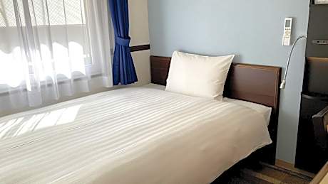 Single Room - Non-Smoking