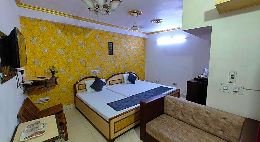 Hotel Swarajya Palace