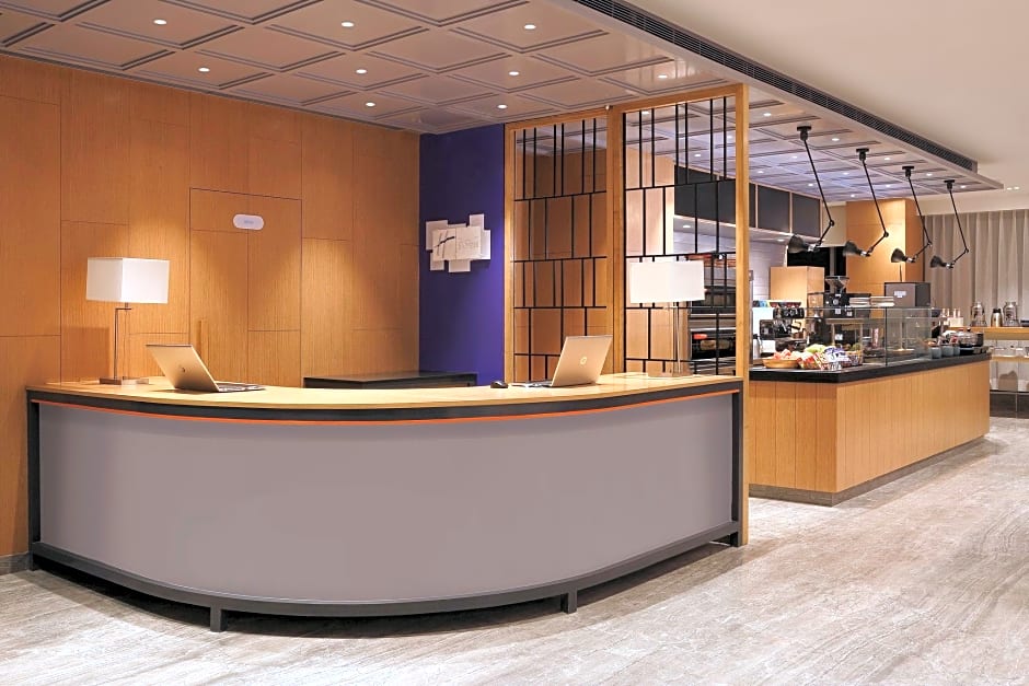 Holiday Inn Express Hyderabad Banjara Hills By IHG