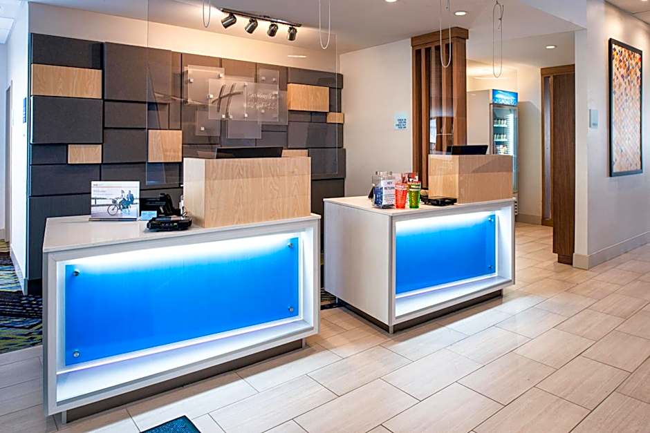 Holiday Inn Express and Suites Elko By IHG