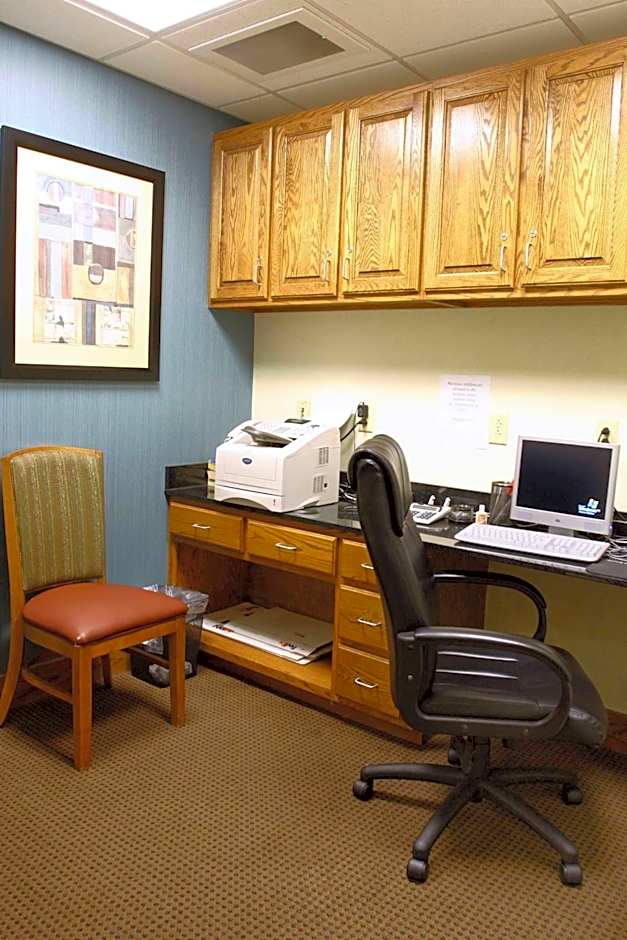 Hampton Inn By Hilton & Suites Chesapeake
