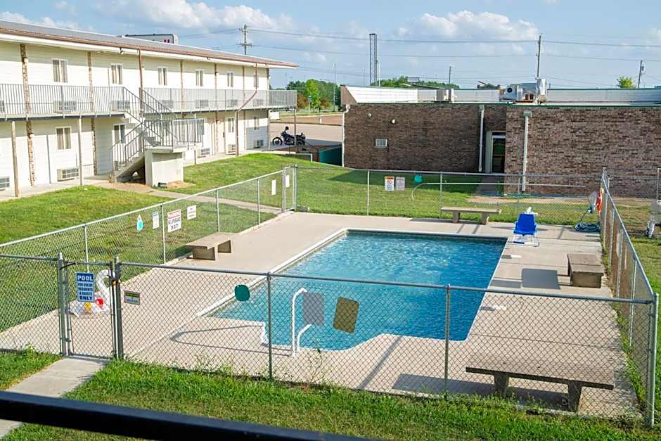 Marshall Lodge By OYO Hwy 65