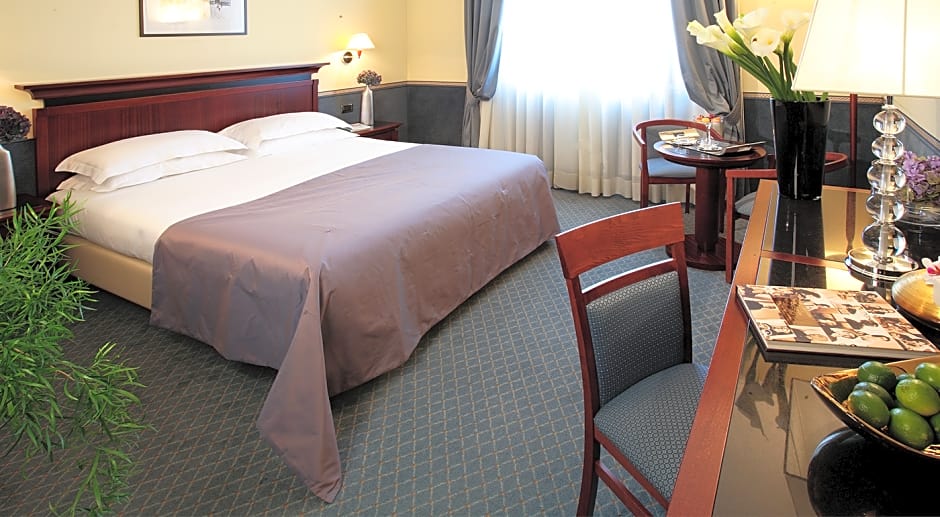Starhotels Excelsior