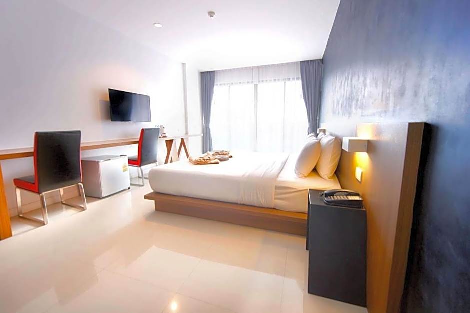 Phoenix Grand Patong