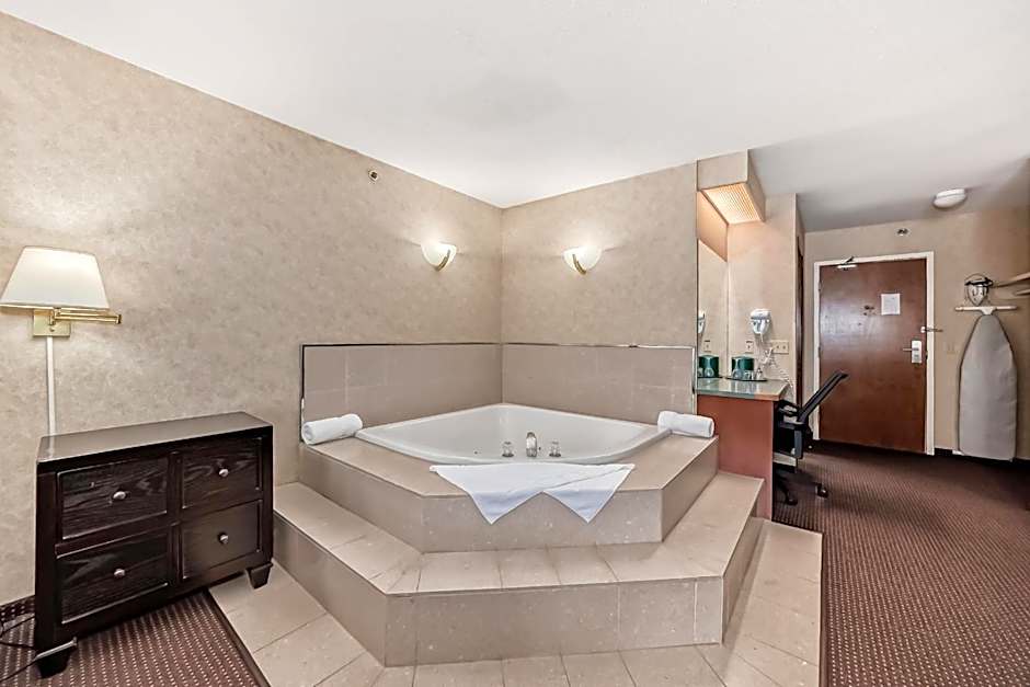 Stony Plain Inn & Suites