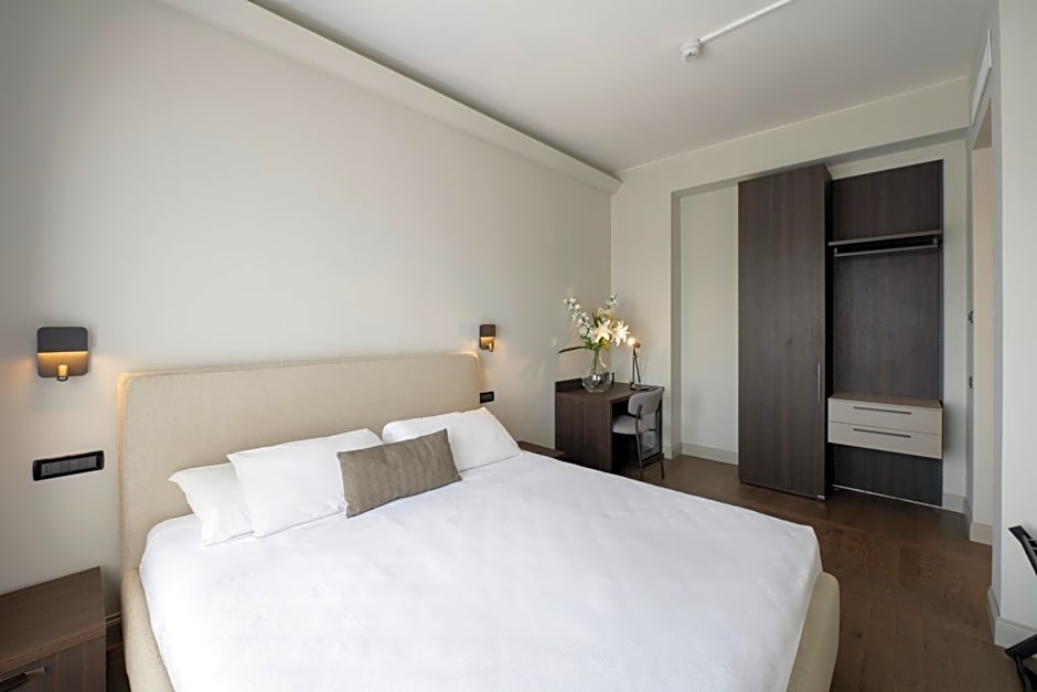 Hotel Carlton
