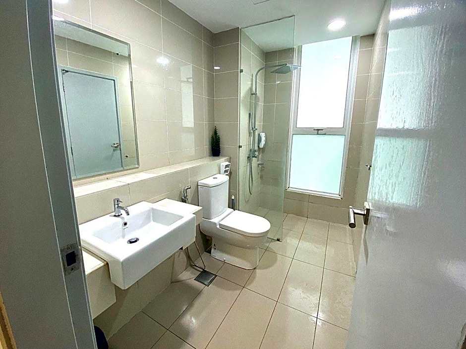 Sutera Avenue The residences, Opposite Imago Shopping Mall, NDS Homestay