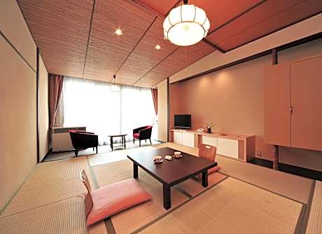 Japanese-Style Room