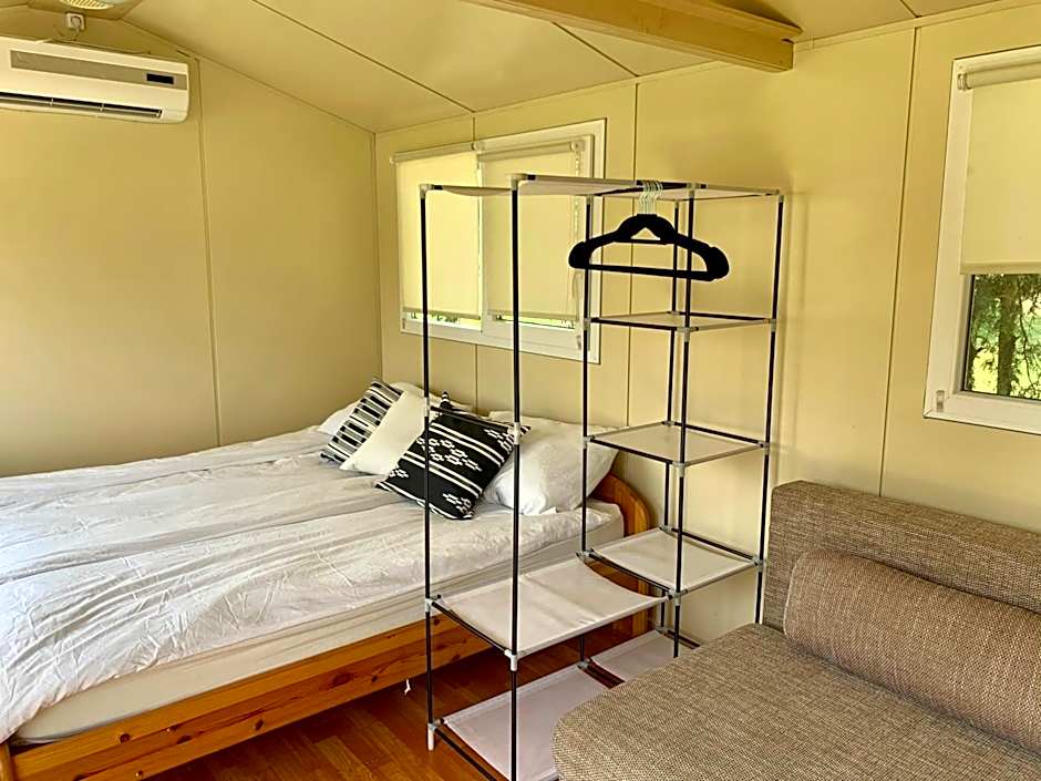 Aranykert Apartmanok Vének