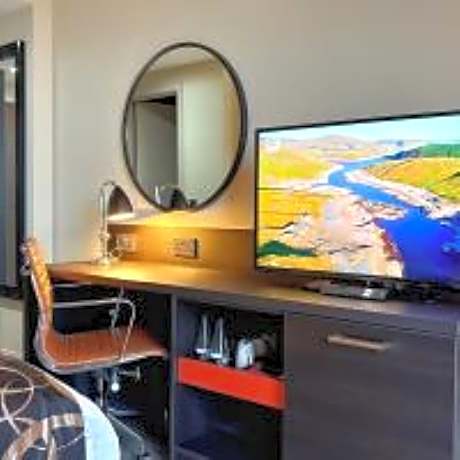 Deluxe Double & Single Room