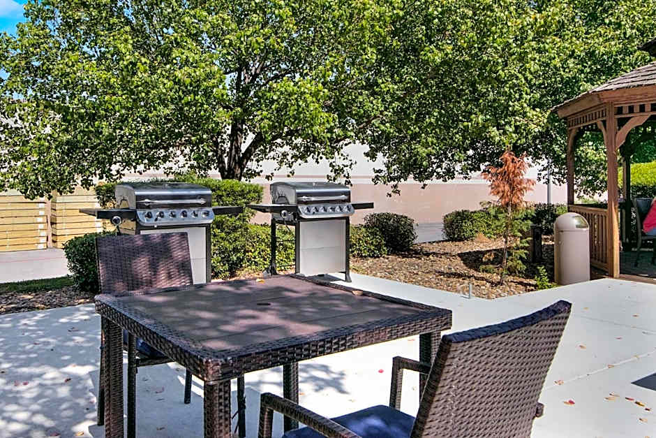 Holiday Inn Express And Suites Longview North By IHG