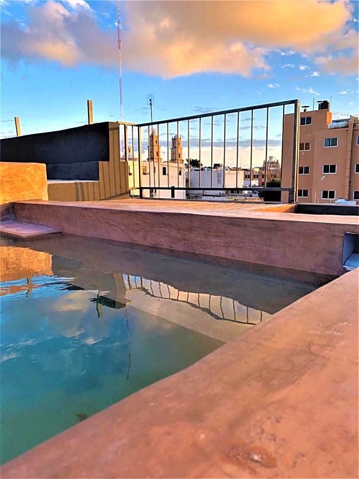 Hotel Urban