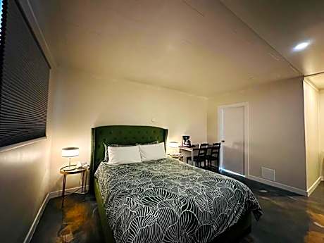Sage Hills Motel