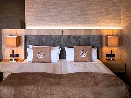 Junior Suite Single Use