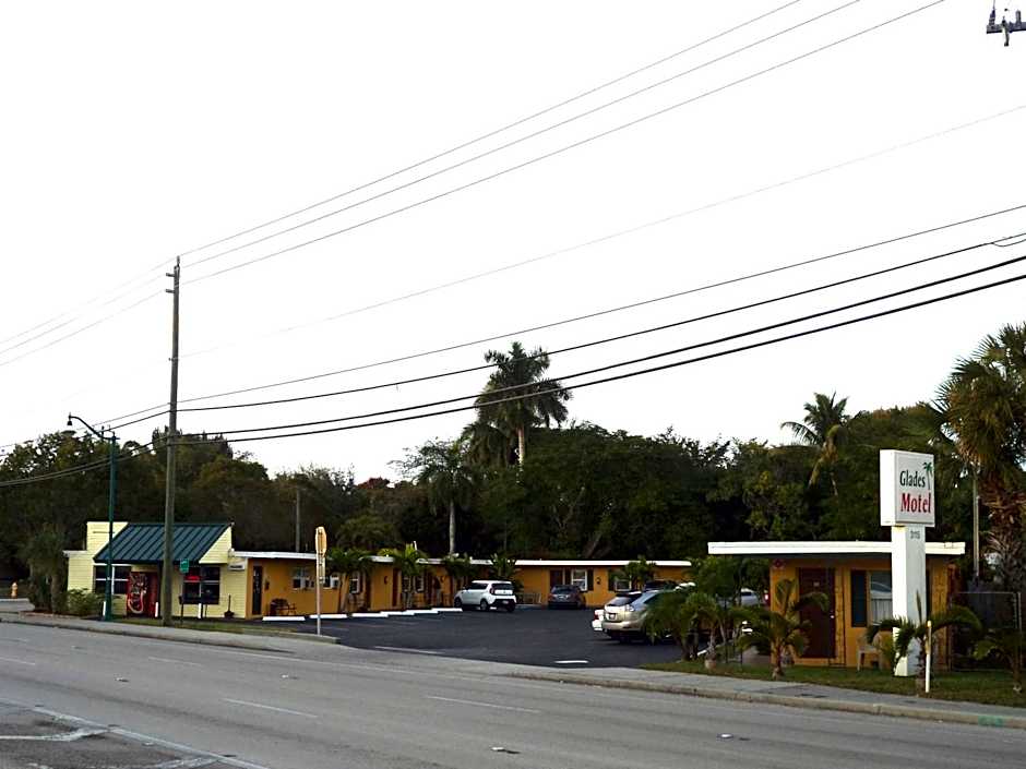 Glades Motel - Naples