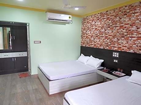 MajhDariya Village Resort