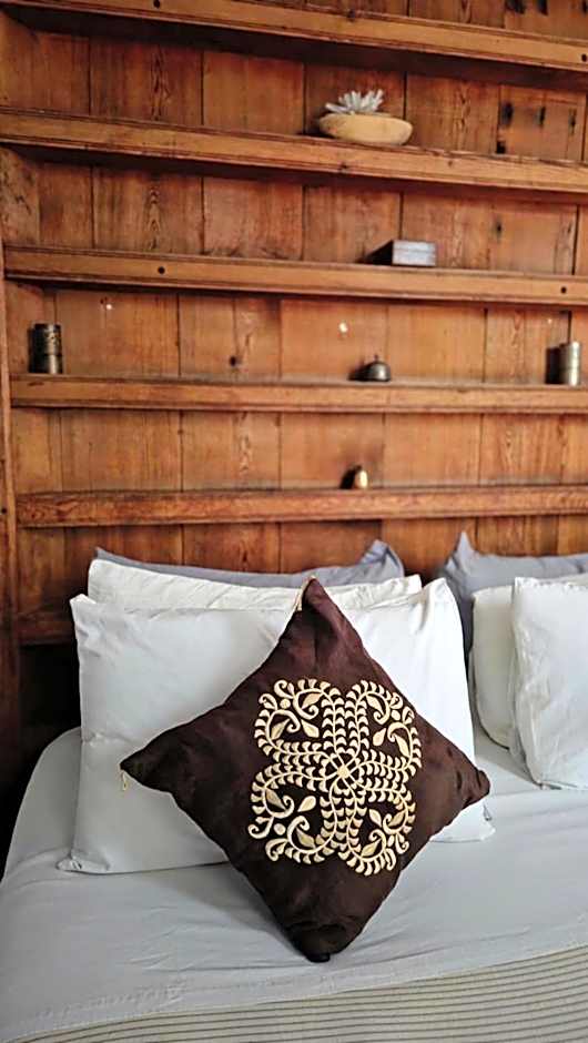 Riad Laly Tourisme Eclairé Le bijou de la medina