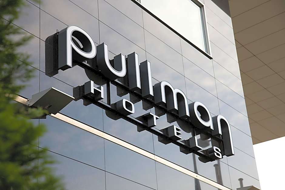 Pullman Cologne