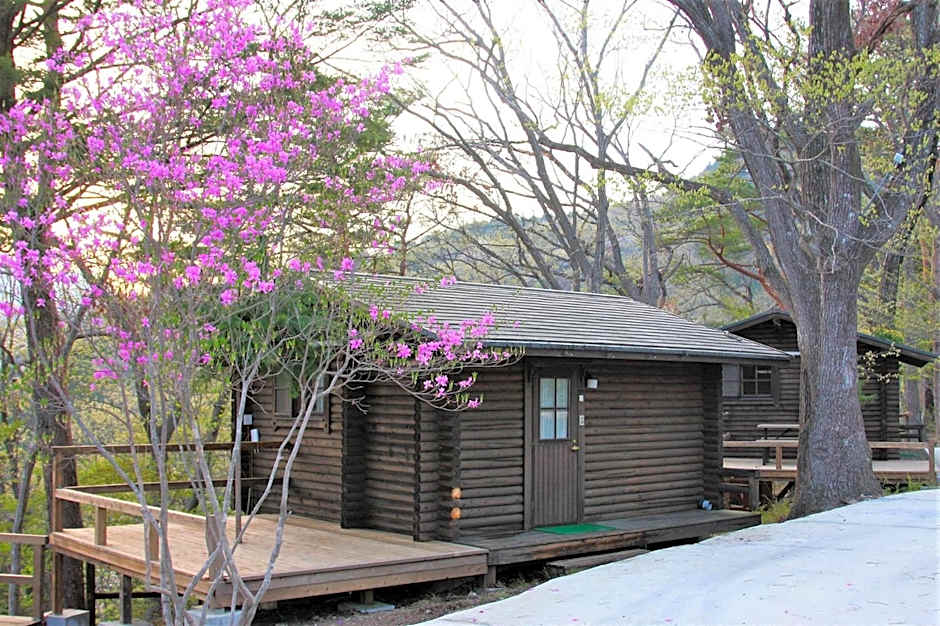 Shomarutoge Garden House