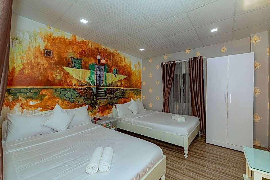 Ken's Backpackers Hotel