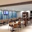 Holiday Inn Express & Suites Lexington Midtown By IHG