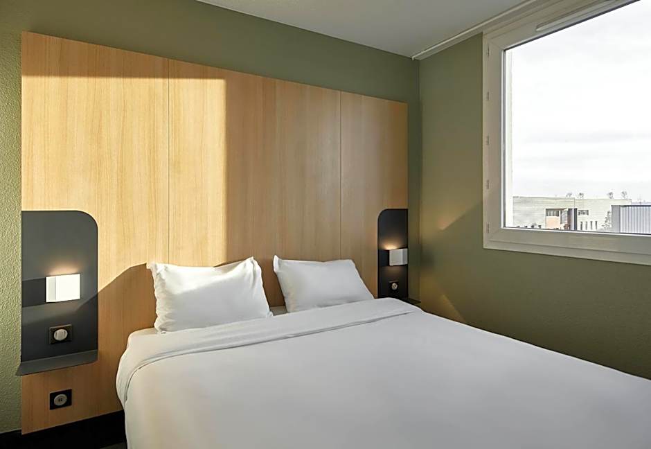 B&B HOTEL Paris Nord Gonesse Parc des Expos