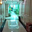 Jiutian Hotel (Baixin Plaza, Baiyun Railway Station, Guangzhou)