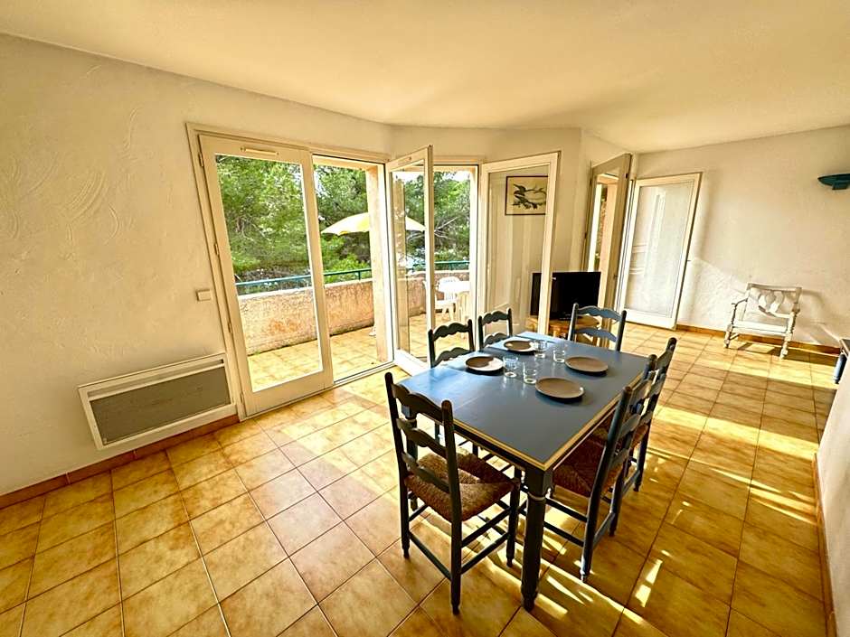 Résidence hôtelière Le Provençal à Giens - Bord de mer