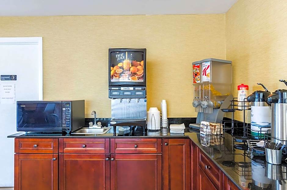Fairbridge Inn Express Pittsfield