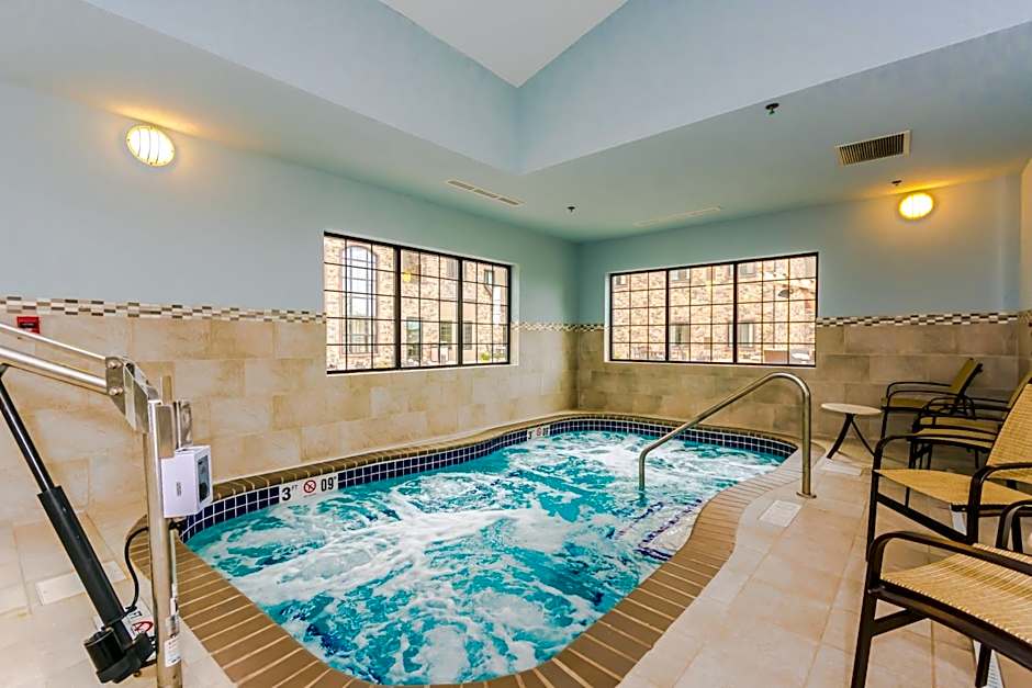 Staybridge Suites Grand Forks By IHG