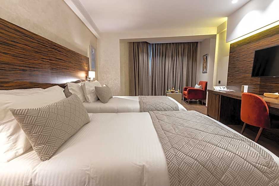 Nour Plazza Hotel